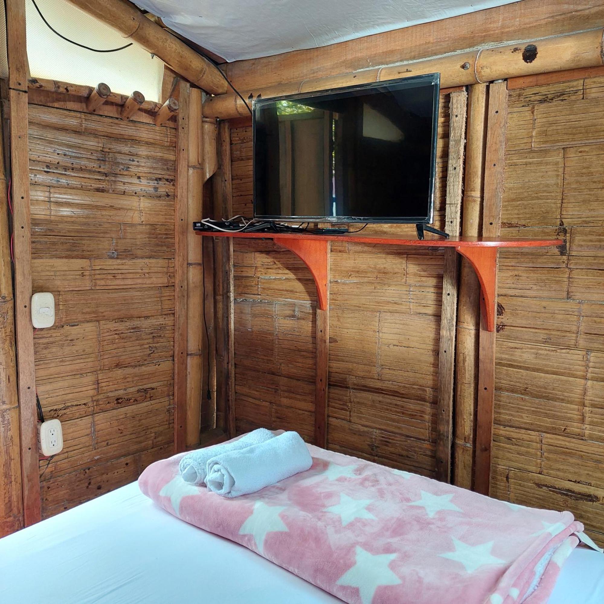 سالنتو Hostal La Pijarana المظهر الخارجي الصورة