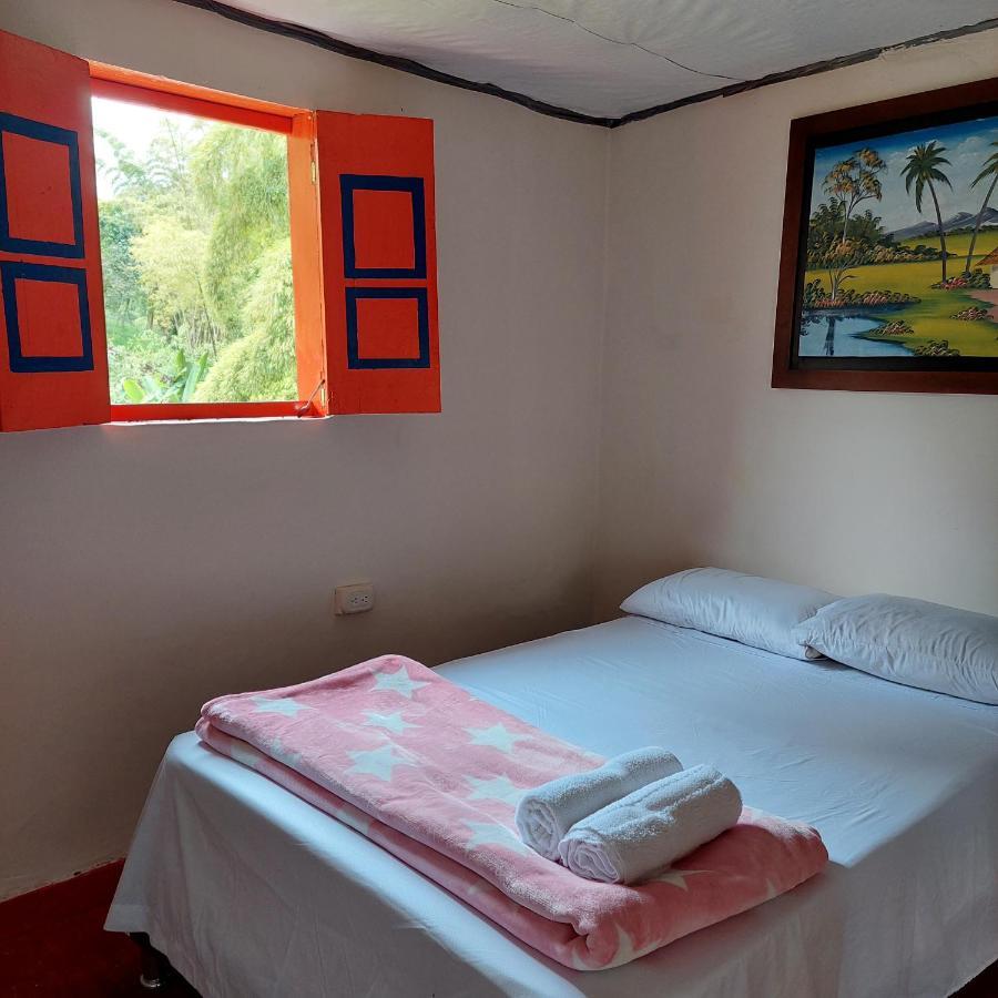 سالنتو Hostal La Pijarana المظهر الخارجي الصورة