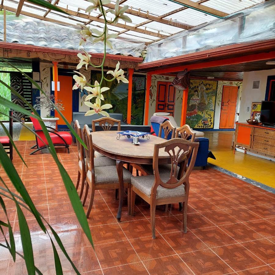 سالنتو Hostal La Pijarana المظهر الخارجي الصورة